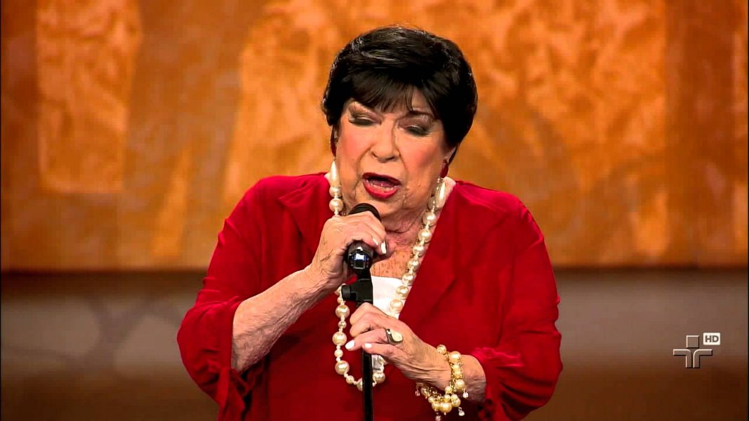 Morre Inezita Barroso, ícone da música sertaneja raiz