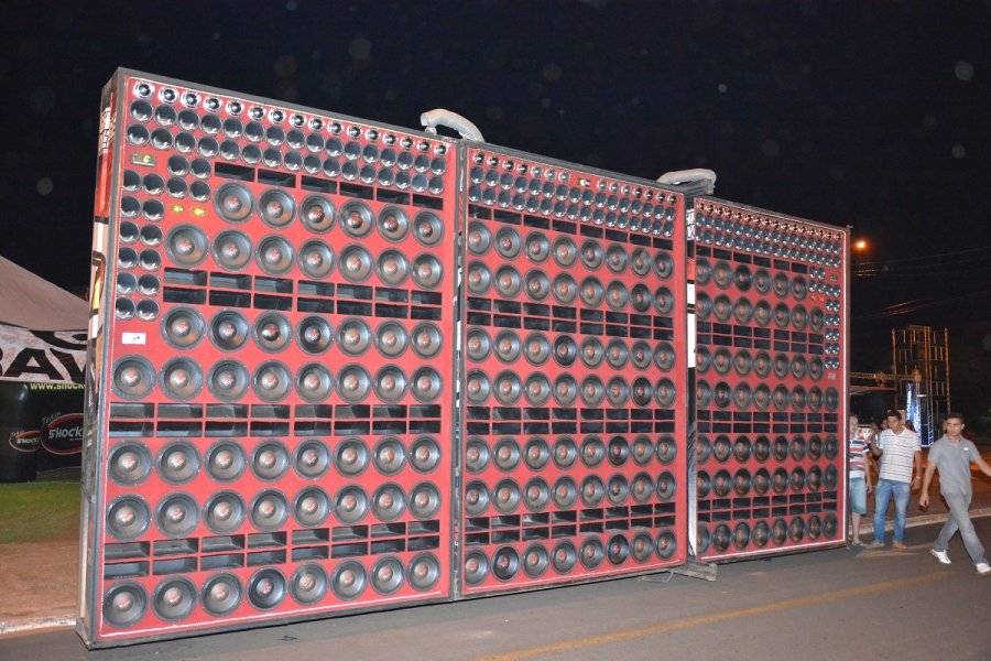 Competições reúnem mais de 1.500 veículos no Parque do Peão, em Barretos/SP