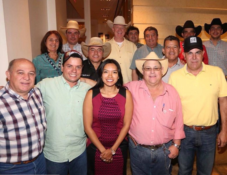 Comitiva de Os Independentes acompanha final da PBR em Las Vegas