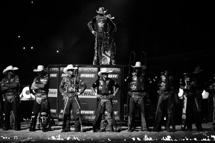 RODEIO: Começa a grande final da PBR Brasil na Arena de Barretos