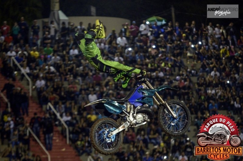 Arena Freestyle no 15º Barretos Motorcycles é marcada por manobras inéditas