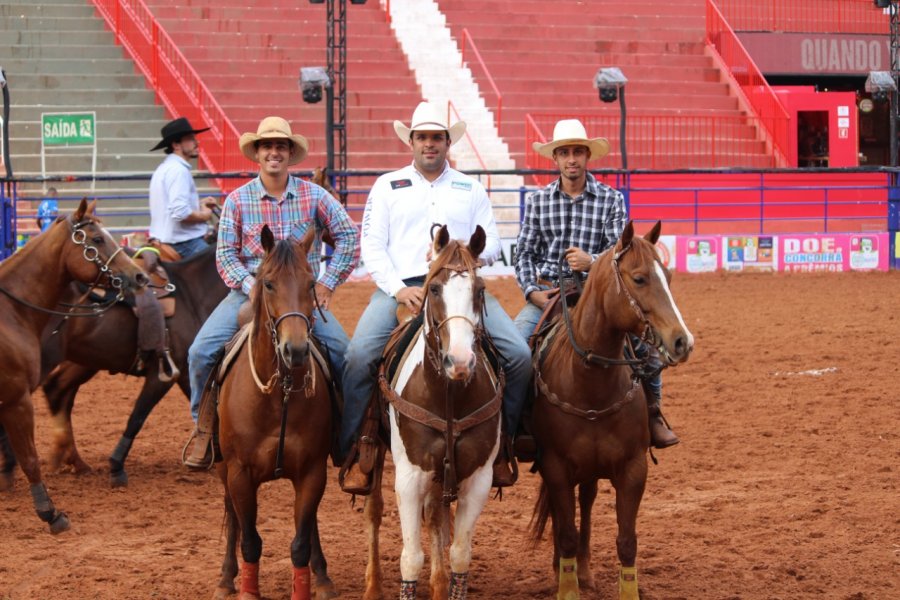 Últimos seis trios garantem vaga na final do Rodeio Internacional
