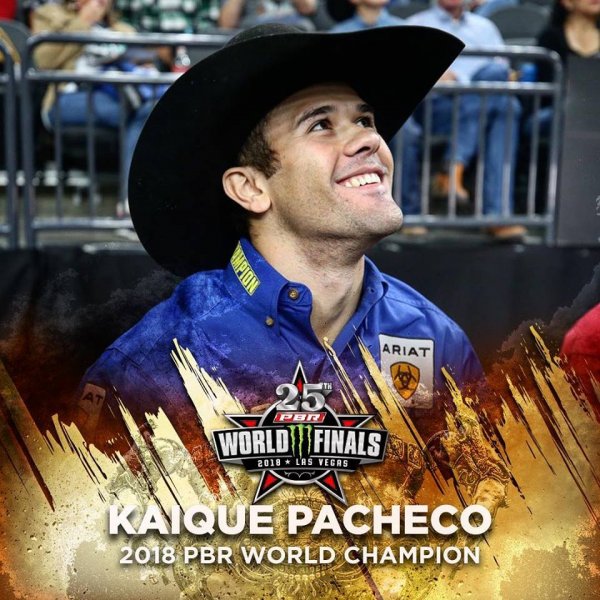 Kaique Pacheco é o campeão mundial de rodeio em touros
