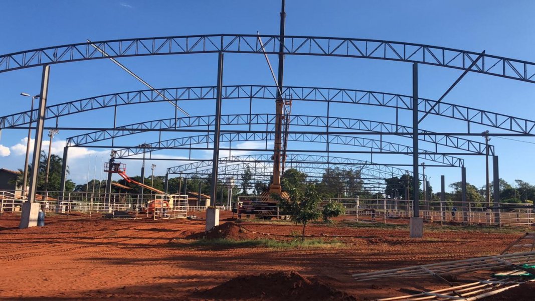 Pista da Hípica no Parque do Peão recebe cobertura 