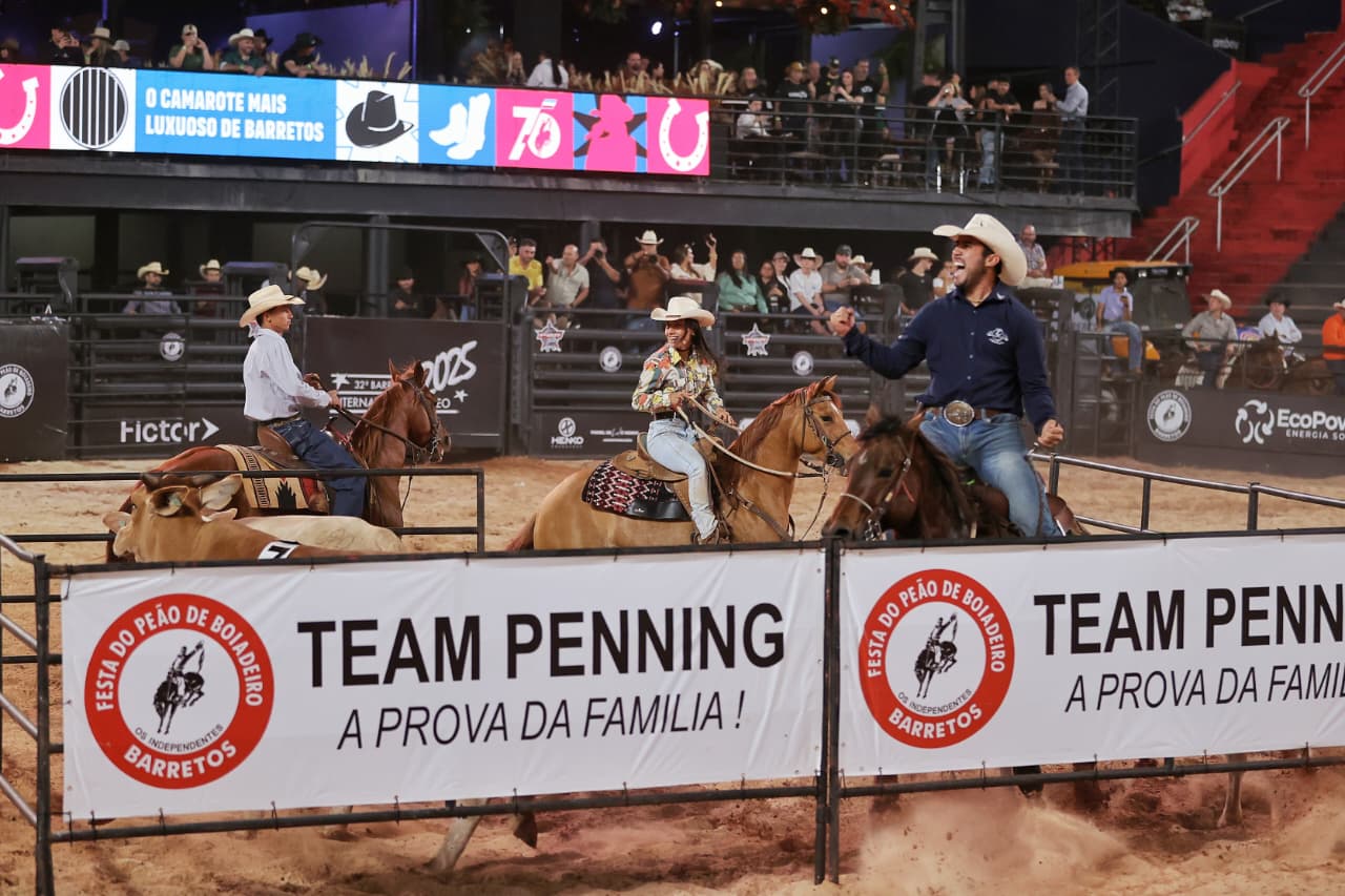 Trios de Minas Gerais garantem vagas na final do Team Penning