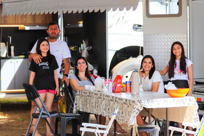 Parque do Peão se transforma em uma cidade completa para receber turistas em Barretos