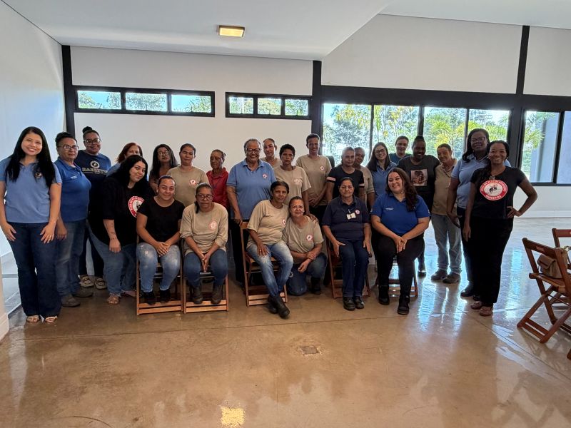 Café da manhã marca homenagem ao Dia Internacional da Mulher no Parque do Peão