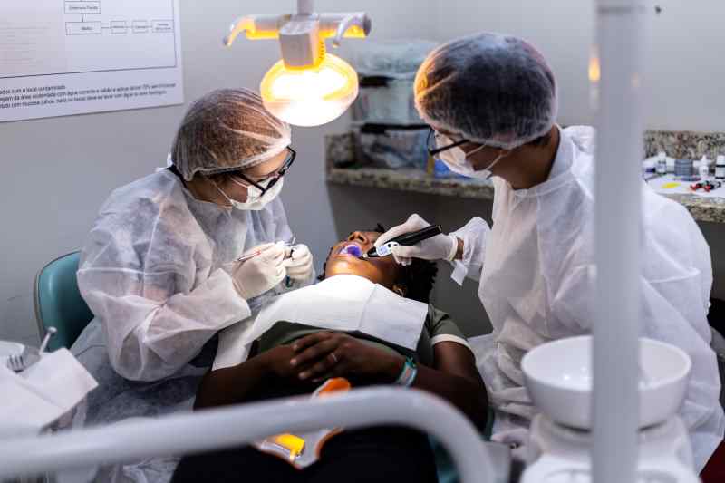 Festa do Peão de Barretos oferece atendimento odontológico e prevenção ao câncer bucal