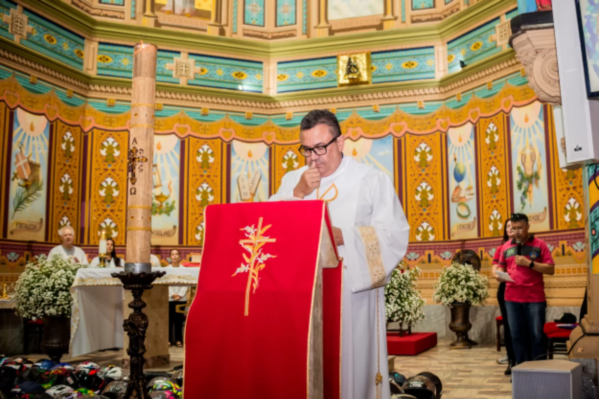 Thais Ministro