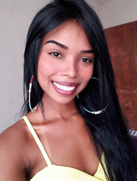 Renata Pinheiro, 24 anos, Santa Ernestina 