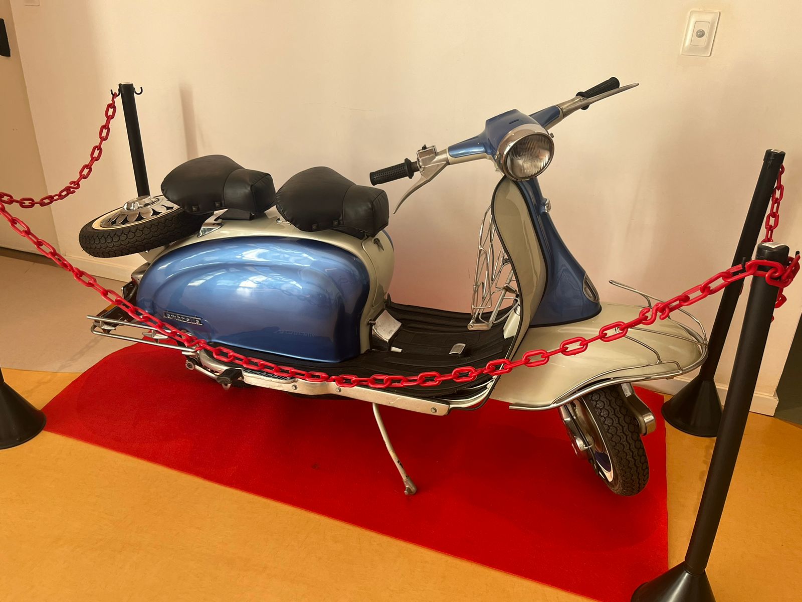 Exposição de motos antigas é atração no Barretos Park Hotel até o final de abril(Divulgação)