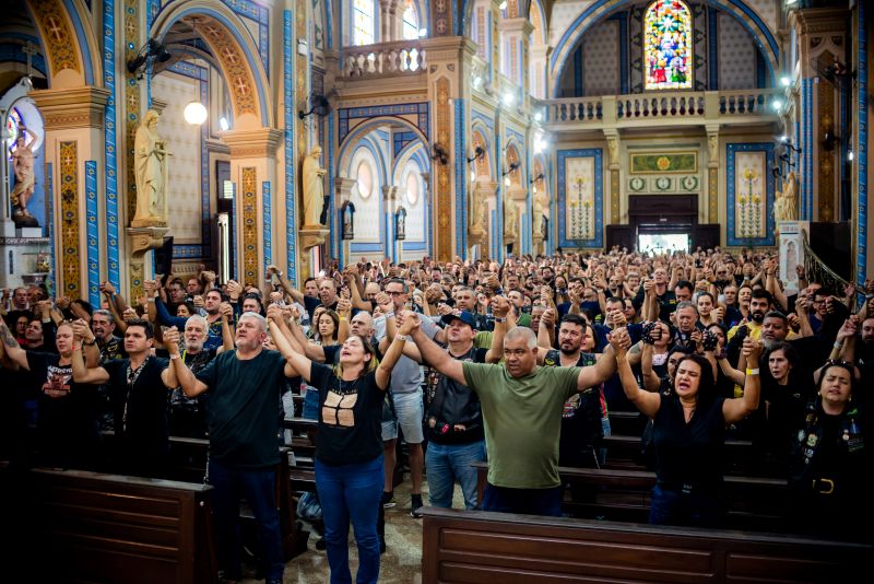 Motociclistas se reúnem em celebração de fé na Catedral de Barretos